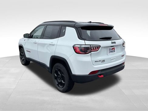 Used 2024 Jeep Compass Trailhawk AWD/4WD image 32