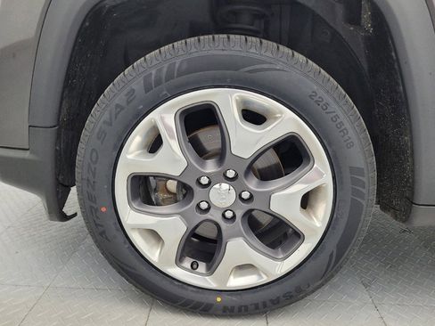 Used 2019 Jeep Compass Limited AWD/4WD image 31