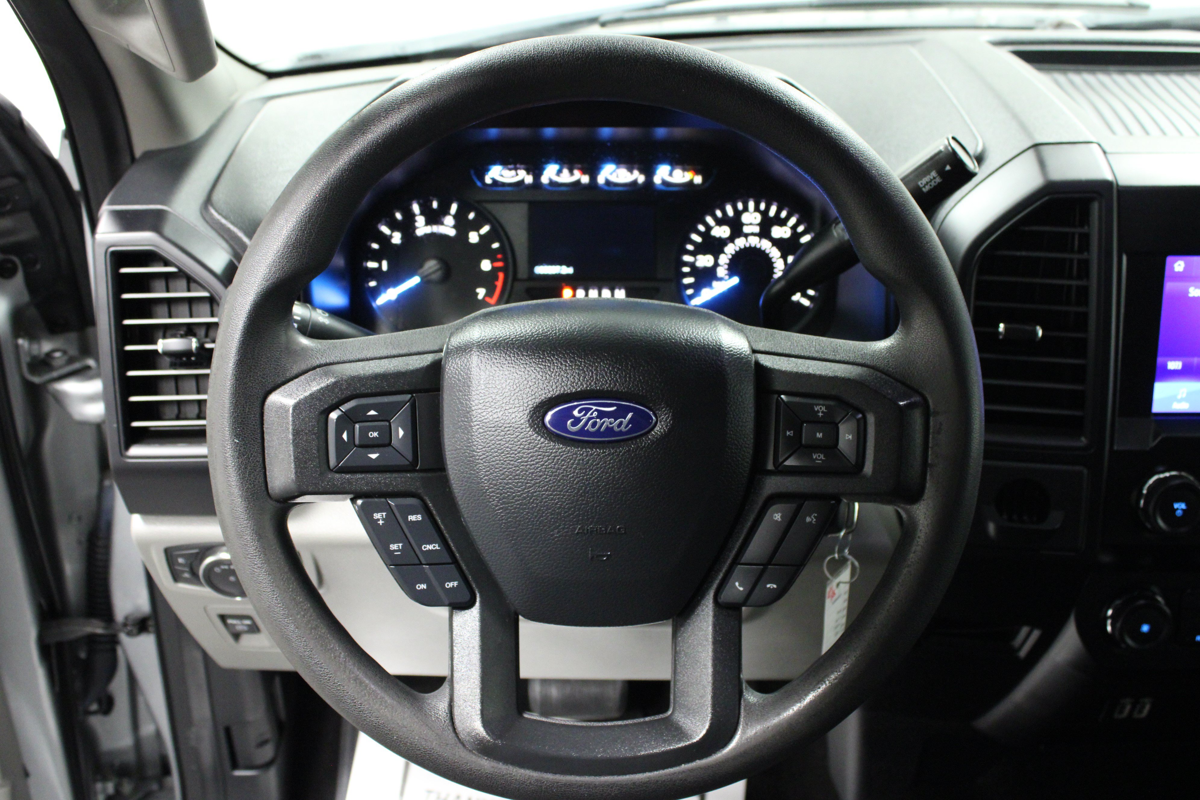 Used 2020 Ford F150 XL w/ Equipment Group 101A Mid RWD image 17