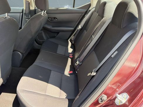 Used 2025 Nissan Sentra SV FWD image 15
