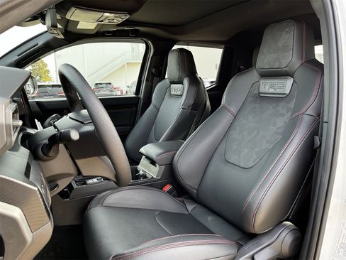 Used 2025 Toyota Tacoma TRD Pro image 23