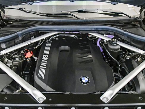 Certified 2024 BMW X5 sDrive40i w/ M Sport Package RWD image 30