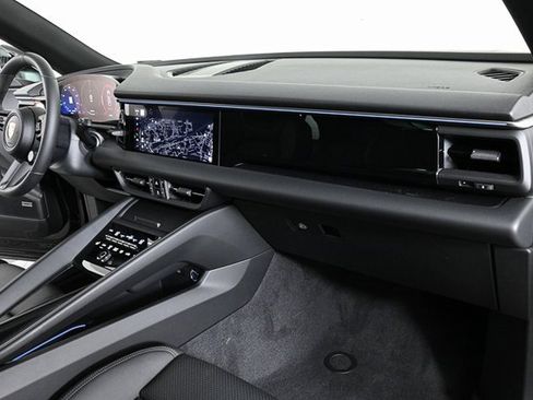 New 2025 Porsche Macan 4S Electric image 26