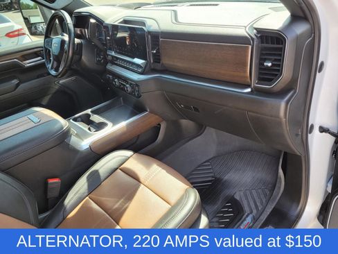 Used 2024 Chevrolet Silverado 2500 High Country w/ High Country Premium Package AWD/4WD image 11