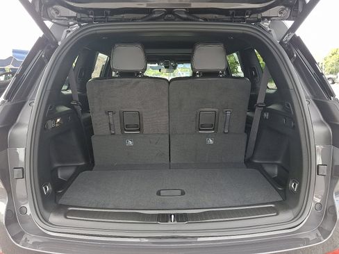 New 2025 Jeep Grand Cherokee L Altitude image 21