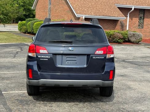 Used 2013 Subaru Outback 2.5i Limited w/ Moonroof Pkg AWD/4WD image 5