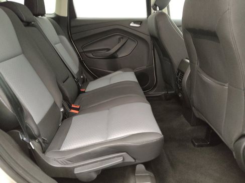 Used 2018 Ford Escape SE w/ SE Sync 3 Package image 19