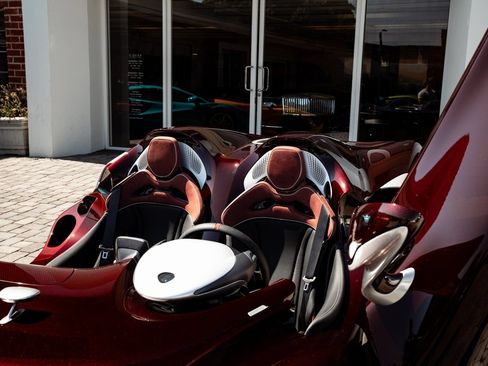 Used 2021 McLaren Elva RWD image 35