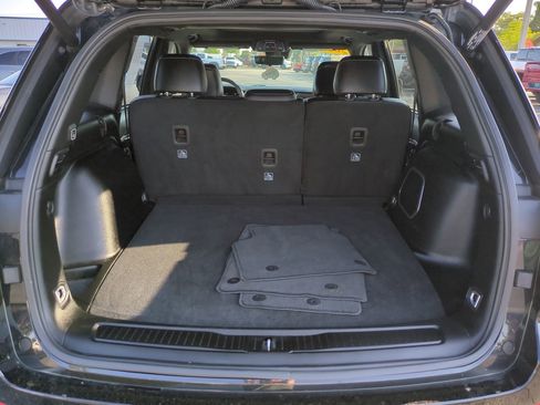 Used 2025 Jeep Grand Cherokee Limited w/ Luxury Tech Group II image 11