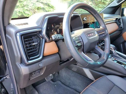 Used 2023 GMC Canyon AT4 AWD/4WD image 17