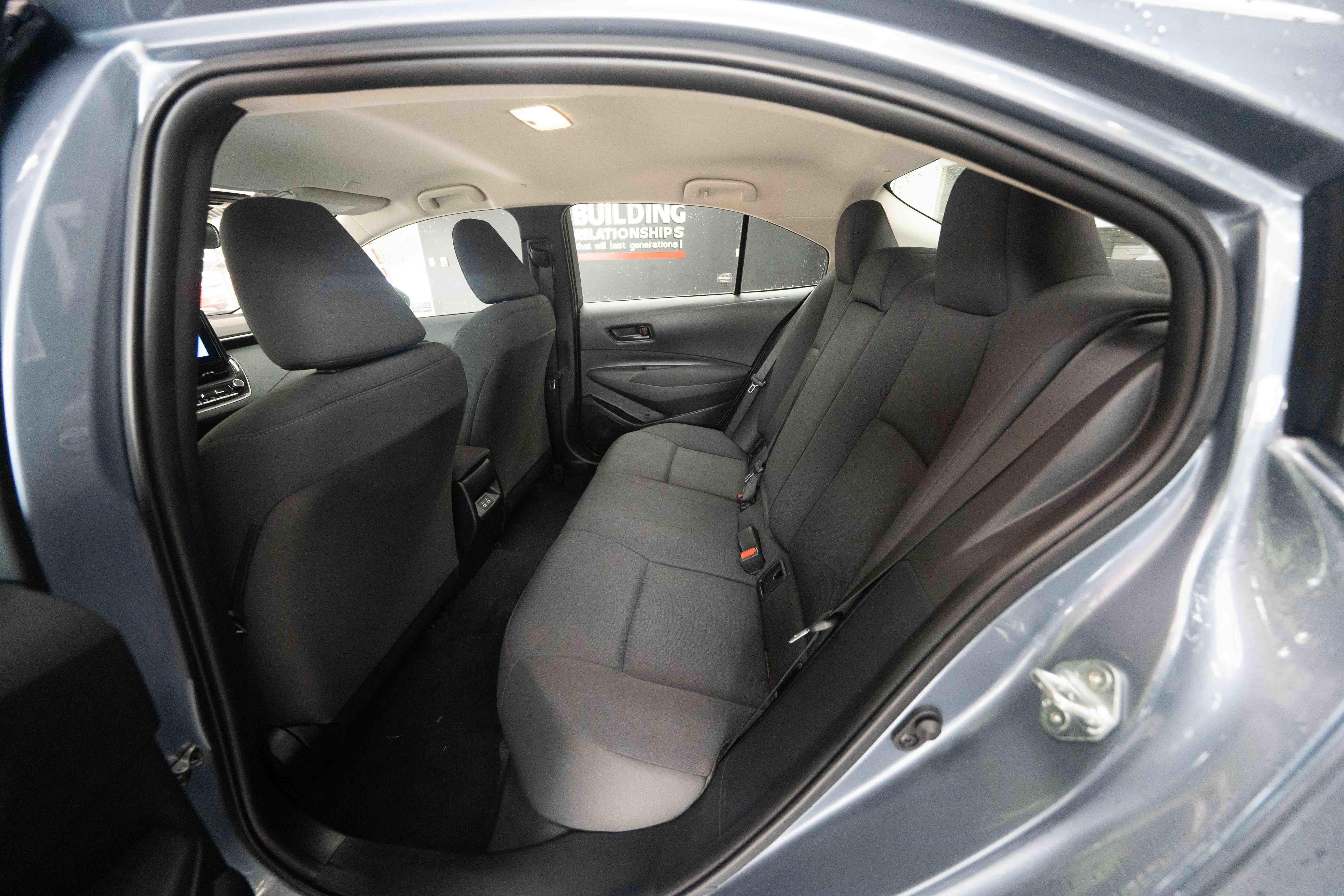 Used 2024 Toyota Corolla LE FWD image 23