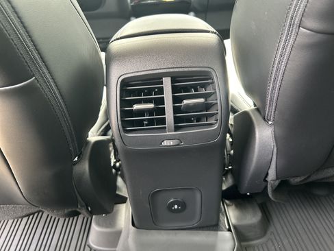 New 2025 Ford Escape SE image 33