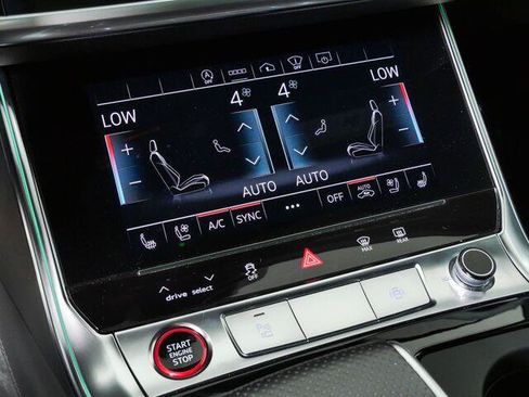 Used 2022 Audi RS 6 AWD/4WD image 17