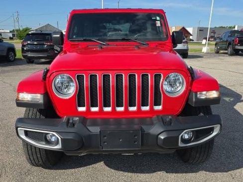 Used 2023 Jeep Wrangler Unlimited Sahara w/ Cold Weather Group AWD/4WD image 10
