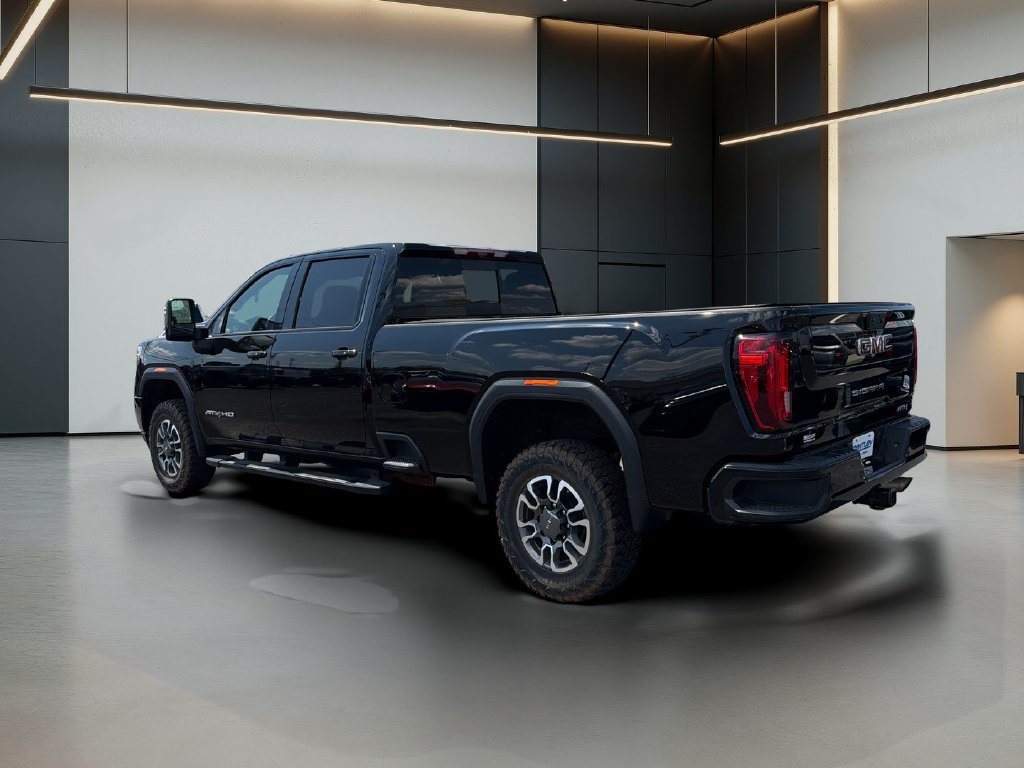 Certified 2021 GMC Sierra 2500 AT4 w/ AT4 Preferred Package AWD/4WD image 3