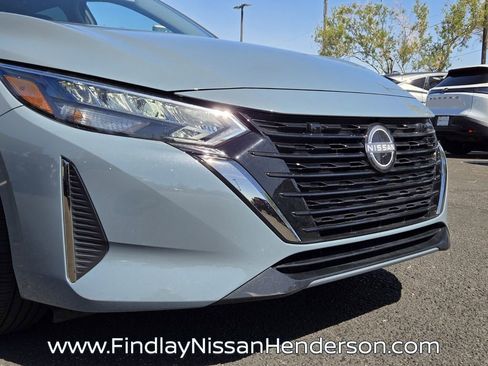 Used 2024 Nissan Sentra SR FWD image 8