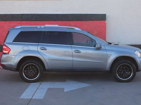 Used 2012 Mercedes-Benz GL 450 4MATIC image 1