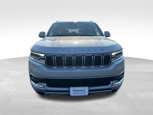 Used 2022 Jeep Wagoneer Series II AWD/4WD image 8