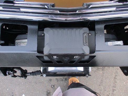 Used 2016 Chevrolet Silverado 2500 LTZ w/ LTZ Plus Package image 10