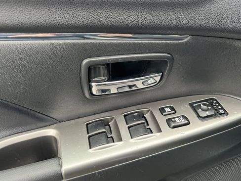 Used 2024 Mitsubishi Outlander Sport SE image 14