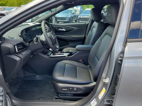 New 2026 Buick Envista Sport Touring w/ Convenience I Package FWD image 16