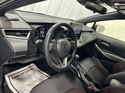 Used 2025 Toyota Corolla SE image 15