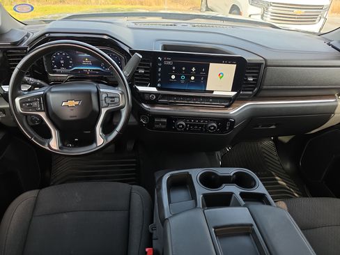 Used 2023 Chevrolet Silverado 1500 LT AWD/4WD image 8