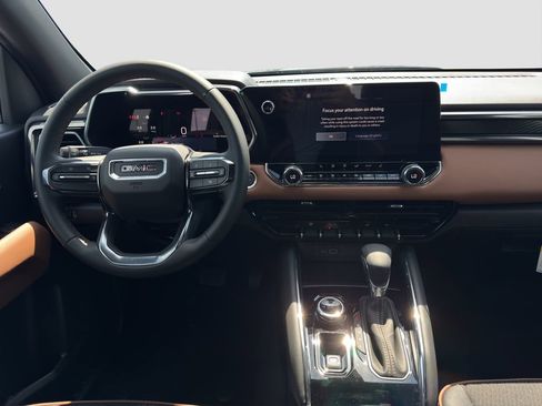 New 2026 GMC Canyon AT4 image 14