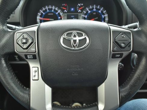 Used 2019 Toyota 4Runner SR5 Premium image 18