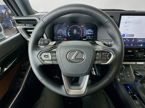 New 2026 Lexus GX 550 w/ Accessory Package (2T) AWD/4WD image 11