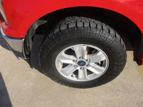 Used 2020 Ford F150 XL w/ Equipment Group 101A Mid image 3