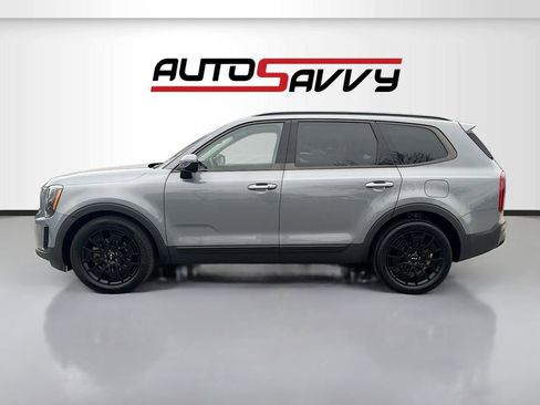 Used 2022 Kia Telluride SX w/ Nightfall Edition Package AWD/4WD image 4