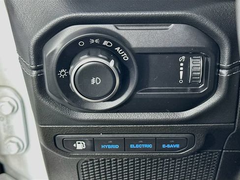 Used 2024 Jeep Wrangler Unlimited Rubicon 4xe w/ Technology Group AWD/4WD image 25