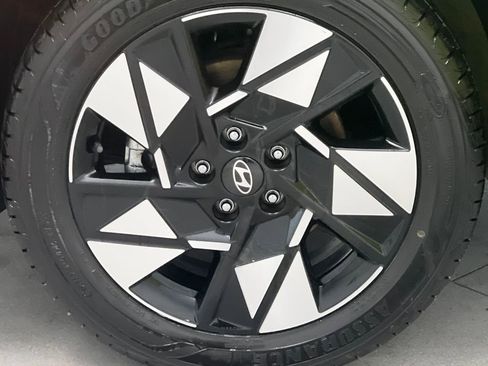 Used 2024 Hyundai Kona SEL image 60