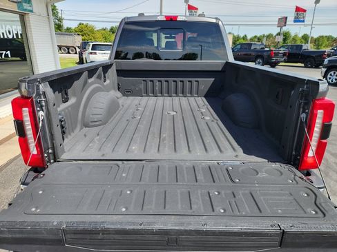 Used 2023 Ford F250 Lariat AWD/4WD image 5