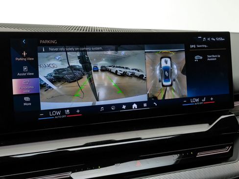 Used 2024 BMW 530i w/ M Sport Package RWD image 27