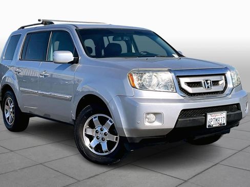 Used 2011 Honda Pilot Touring image 2