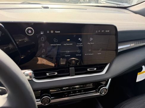 New 2026 Chevrolet Equinox LT w/ Safety and Technology Package image 30