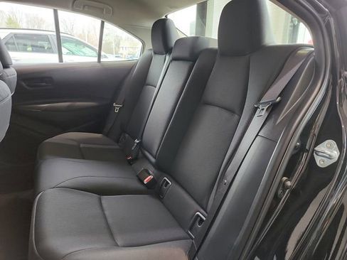 Used 2023 Toyota Corolla LE FWD image 18
