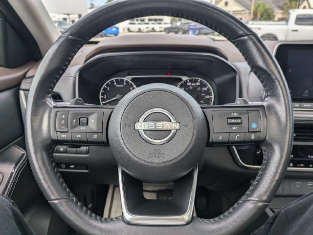 Used 2023 Nissan Rogue SV w/ SV Premium B Package FWD image 33