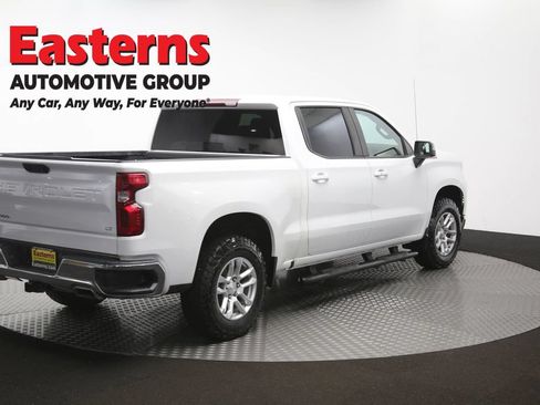 Used 2023 Chevrolet Silverado 1500 LT AWD/4WD image 38