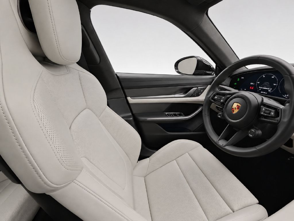 Certified 2022 Porsche Taycan Turbo S AWD/4WD image 10