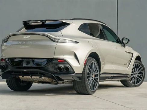 Used 2023 Aston Martin DBX 707 image 8