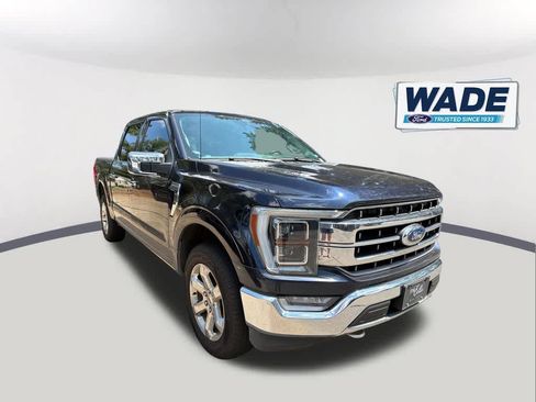 Used 2021 Ford F150 Lariat w/ Equipment Group 502A High AWD/4WD image 3