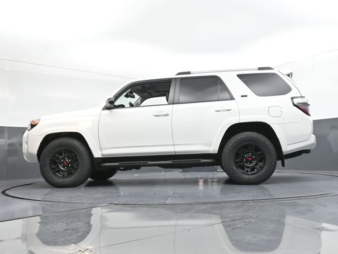 Used 2023 Toyota 4Runner SR5 Premium image 23