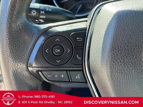 Used 2019 Toyota Camry LE image 18