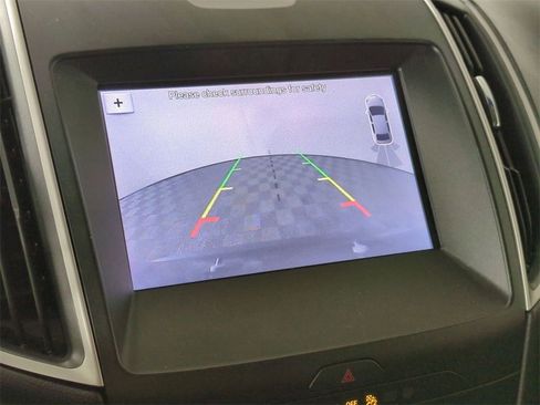 Used 2019 Ford Edge SEL w/ Equipment Group 201A image 15