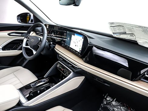 New 2025 Audi Q5 Premium image 5