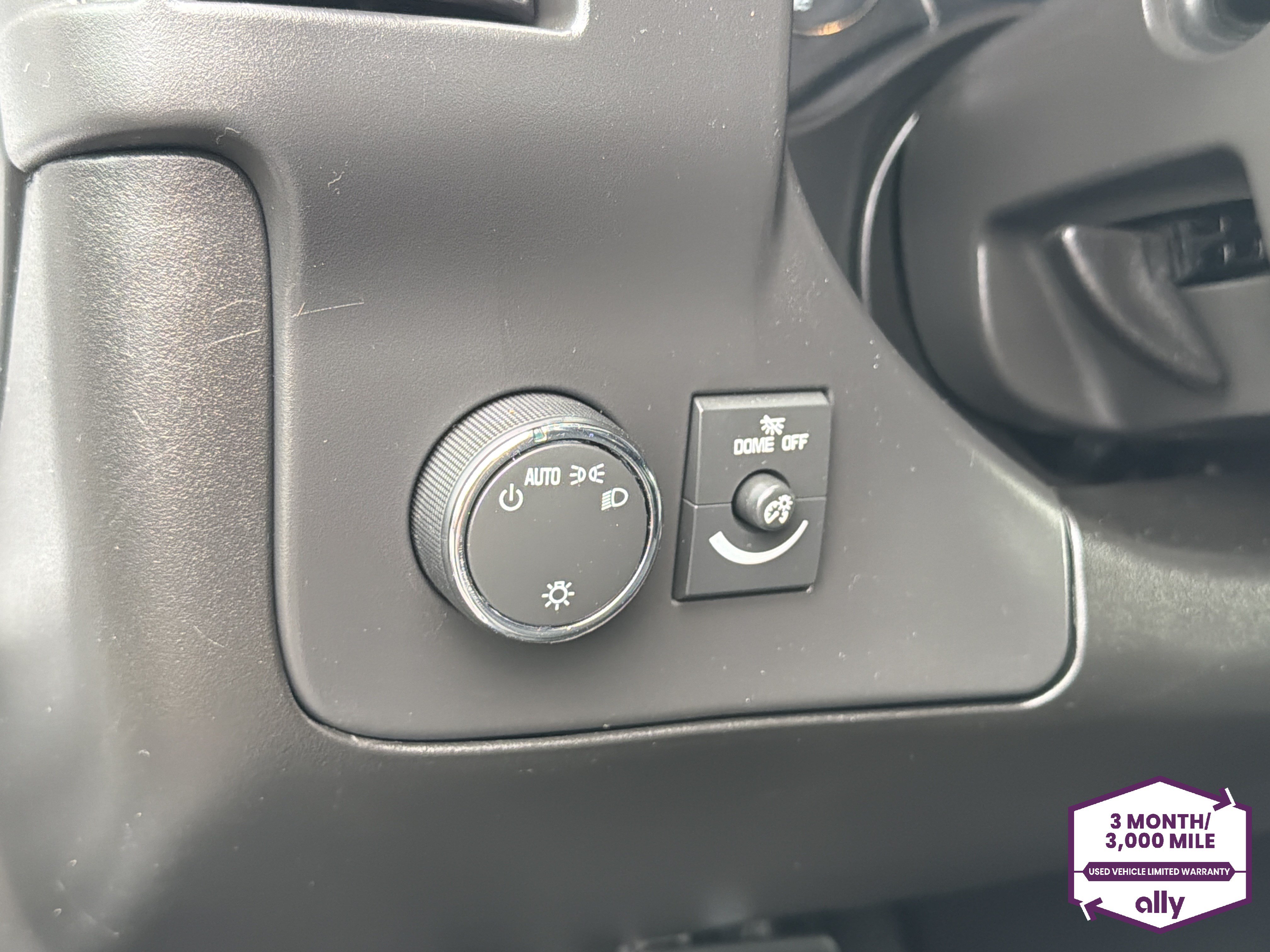 Used 2025 Chevrolet Express 2500 w/ Driver Convenience Package RWD image 13