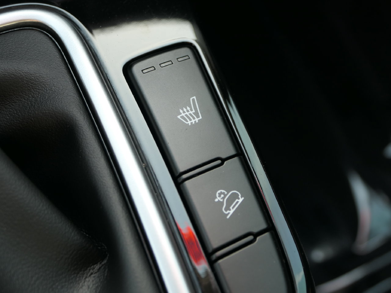 Certified 2024 Kia Seltos EX FWD image 23
